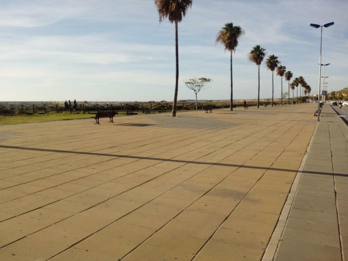 Piso Playa Los Bateles Conil Apartment *